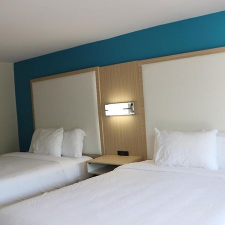 Hotel Sunbird Cape Cod Annex West Yarmouth Esterno foto
